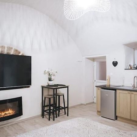Appartement 2 Pieces Jacuzzi Brioude Buitenkant foto